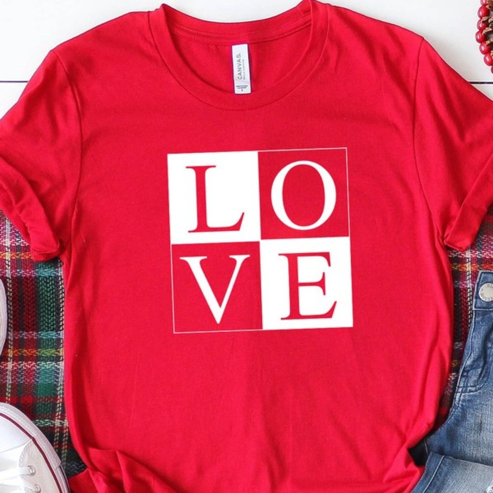 Love T-Shirt